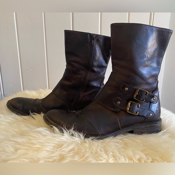 CORDANI Italian Leather Boots - Picture 2 of 8